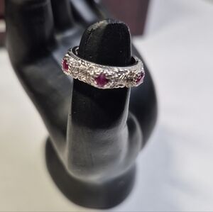 Judith Ripka Sterling Silver Ring Ruby CZ stackable cocktail ring size 6